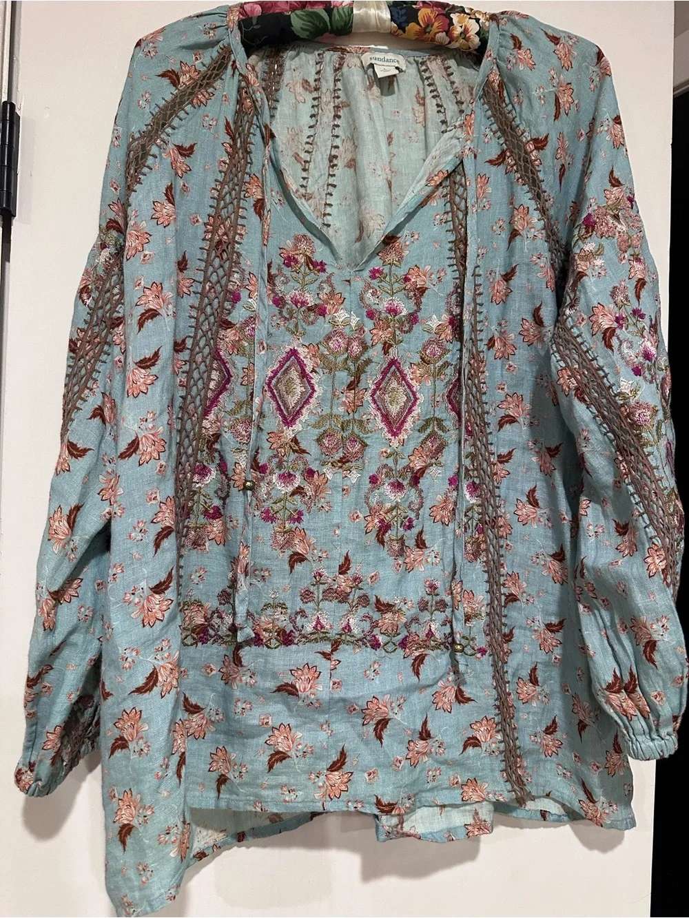 Sundance Light Blue Floral Embroidered Boho Blouse size Large like new condition - Picture 1 of 7